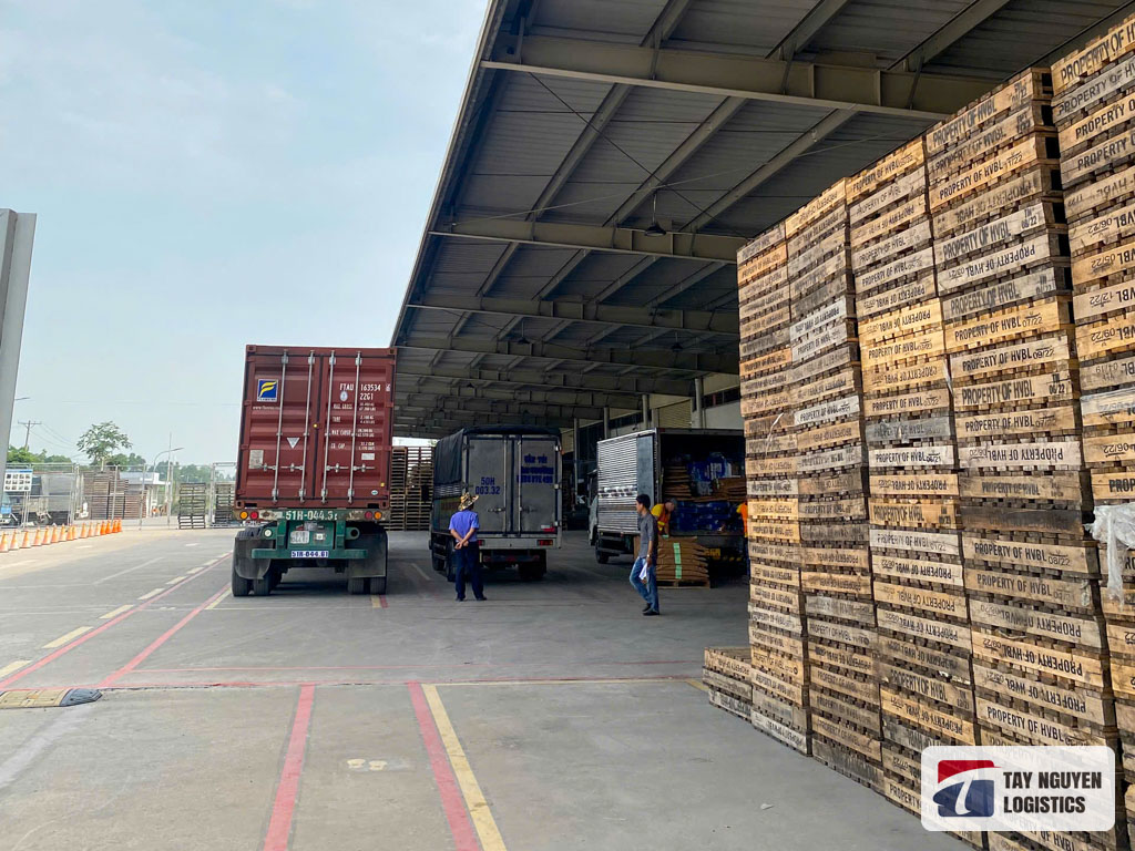 Dịch vụ bốc xếp Container giá rẻ chuyên nghiệp | Tây Nguyễn